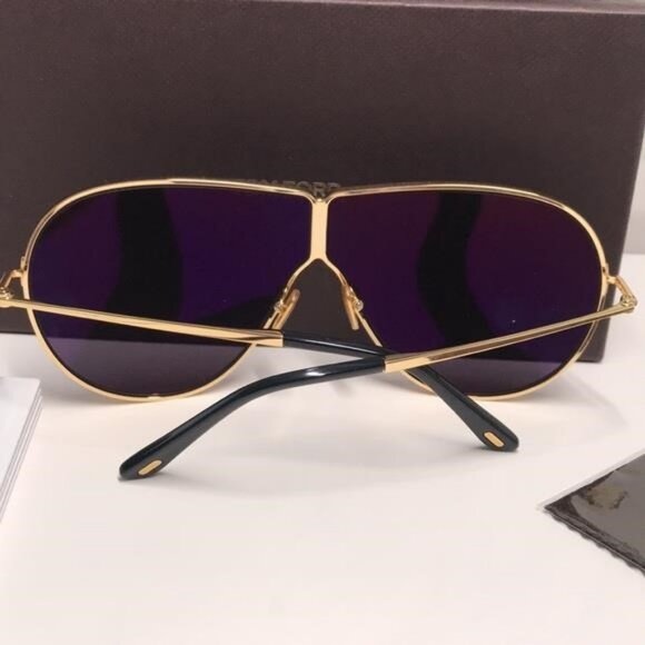 NEW AUTHENTIC Tom Ford Gold and Black Women\'s Sunglasses TF1158 30A main image 8